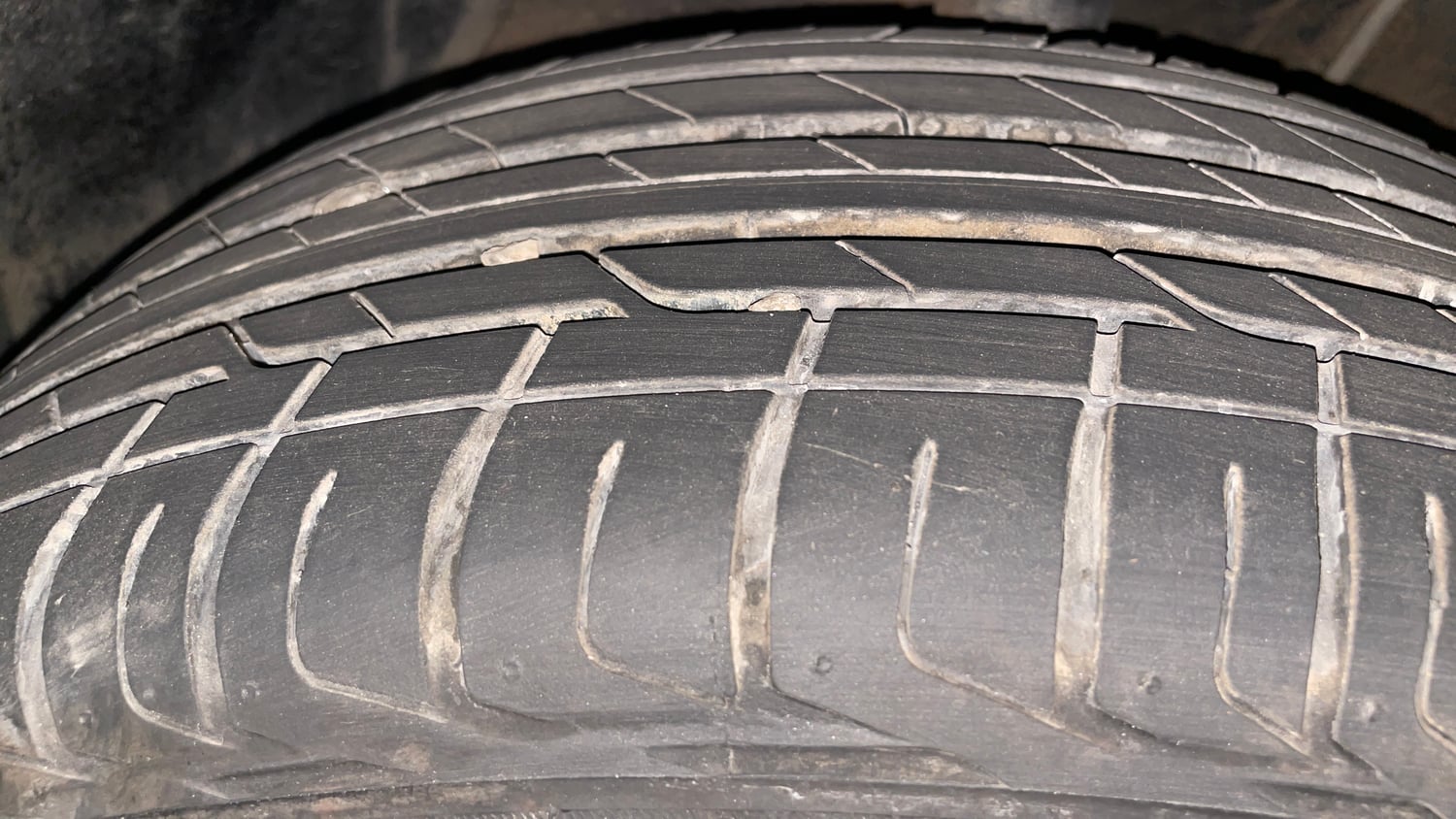 Used 2018 Maruti Suzuki S-Cross Zeta 1.3 Diesel Manual tyres RIGHT FRONT TYRE TREAD VIEW