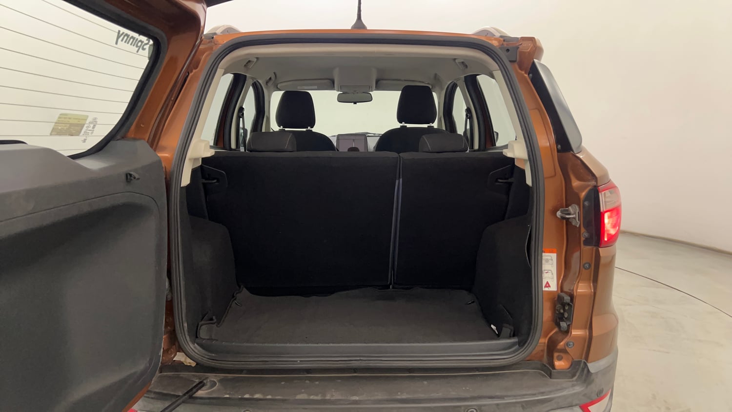 Used 2018 Ford EcoSport Titanium 1.5L Ti-VCT Petrol Manual interior DICKY INSIDE VIEW