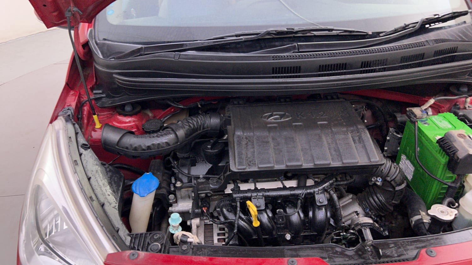 Used 2018 Hyundai Grand i10 Sportz 1.2 Kappa VTVT Petrol Manual engine ENGINE RIGHT SIDE HINGE & APRON VIEW