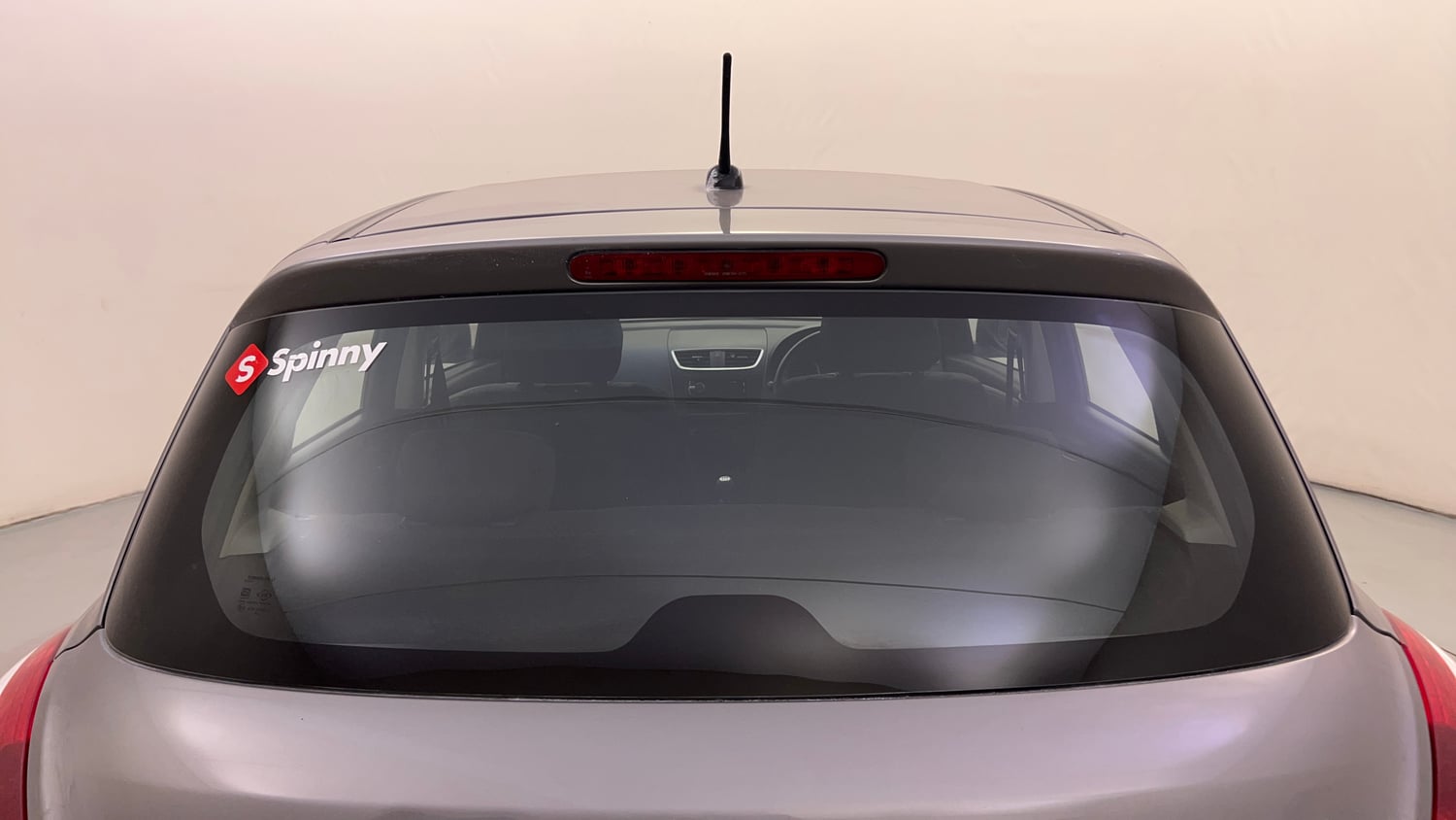 Used 2014 Maruti Suzuki Swift VXi Petrol Manual exterior BACK WINDSHIELD VIEW