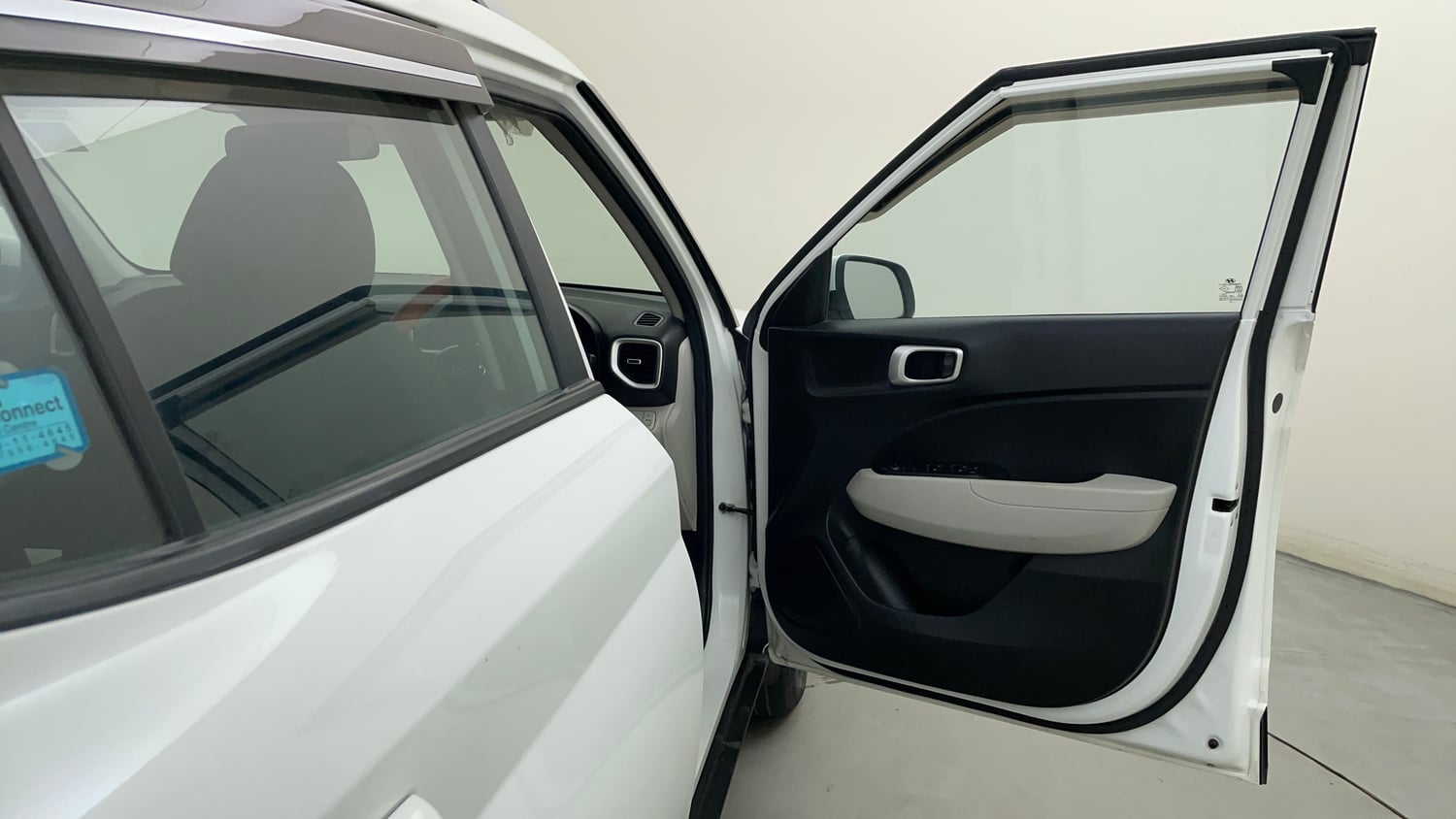 Used 2023 Hyundai Venue SX 1.5 CRDi Diesel Manual interior RIGHT FRONT DOOR OPEN VIEW
