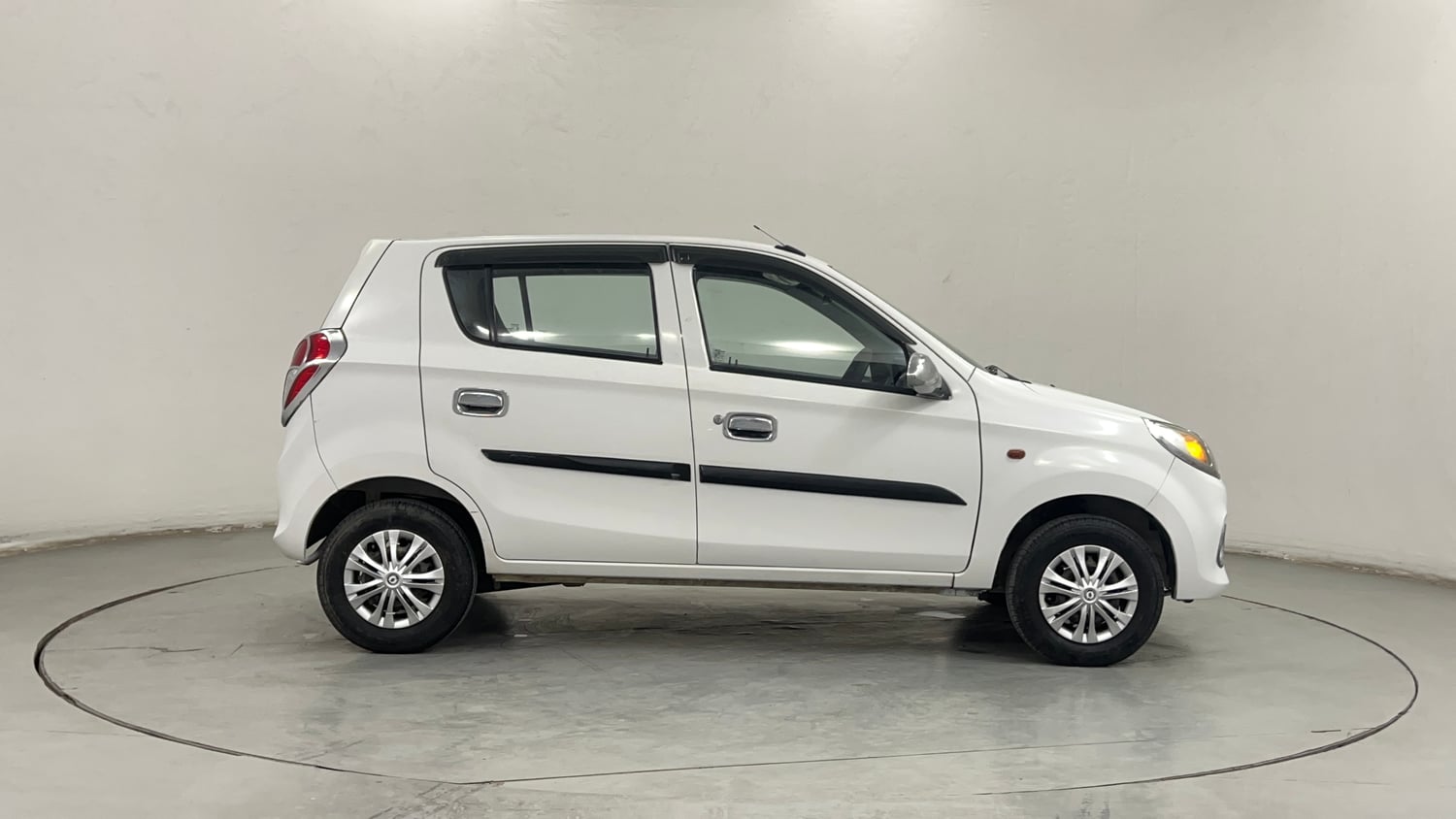 Used 2016 Maruti Suzuki Alto 800 VXi Petrol Manual exterior RIGHT SIDE VIEW