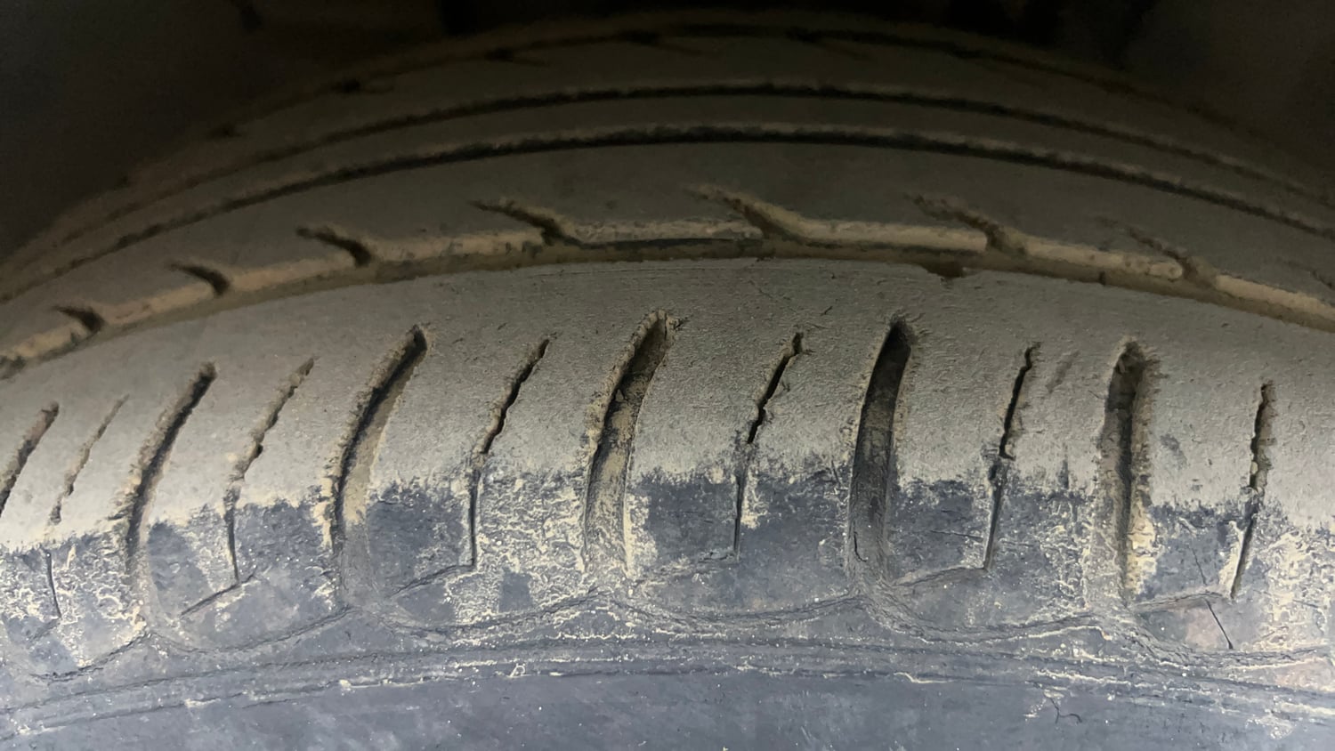 Used 2020 Ford EcoSport Thunder Edition Diesel Diesel Manual tyres LEFT FRONT TYRE TREAD VIEW