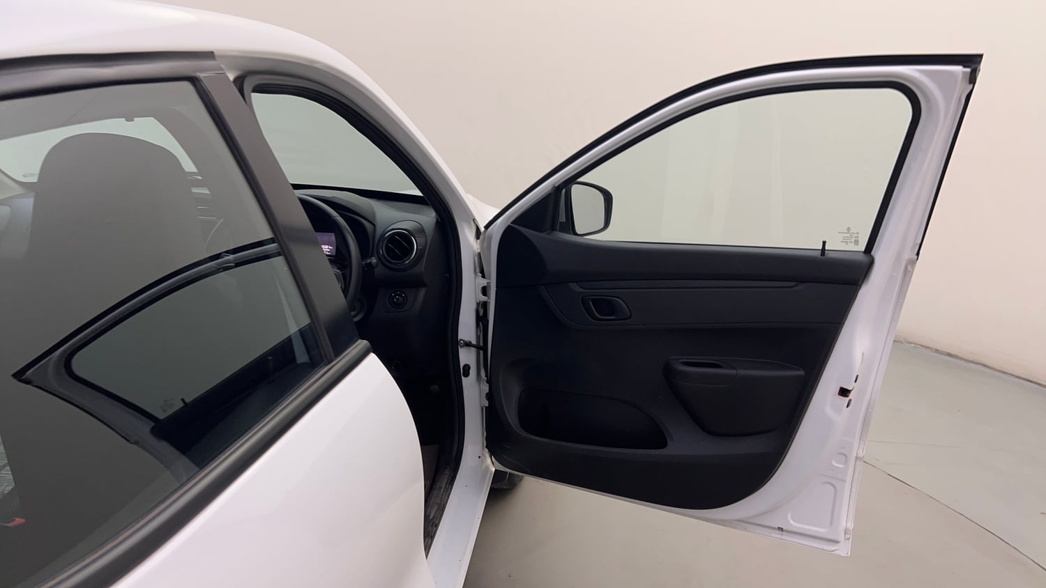 Used 2022 Renault Kwid RXT 1.0 AMT Petrol Automatic interior RIGHT FRONT DOOR OPEN VIEW