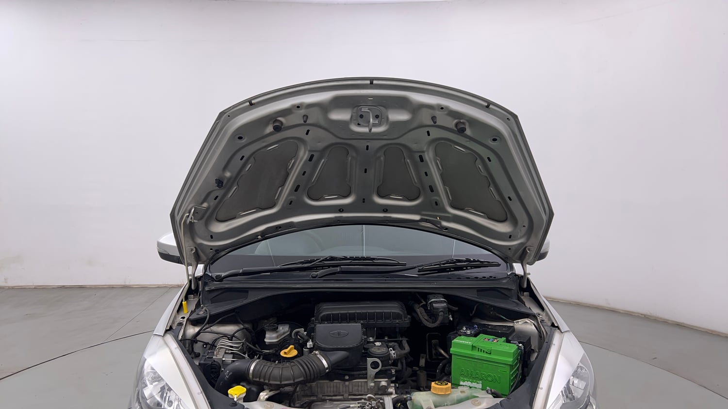 Used 2019 Tata Tiago Revotron XZ w/o Alloy Petrol Manual engine ENGINE & BONNET OPEN FRONT VIEW