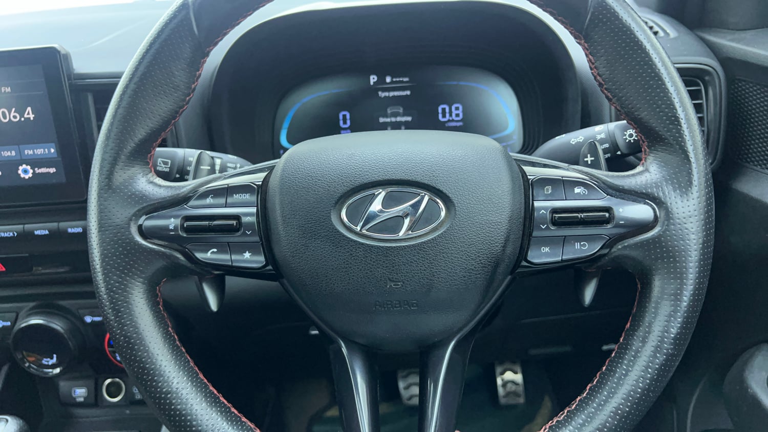 Used 2022 Hyundai Venue N-Line N6 DCT Dual Tone Petrol Automatic top_features Airbags