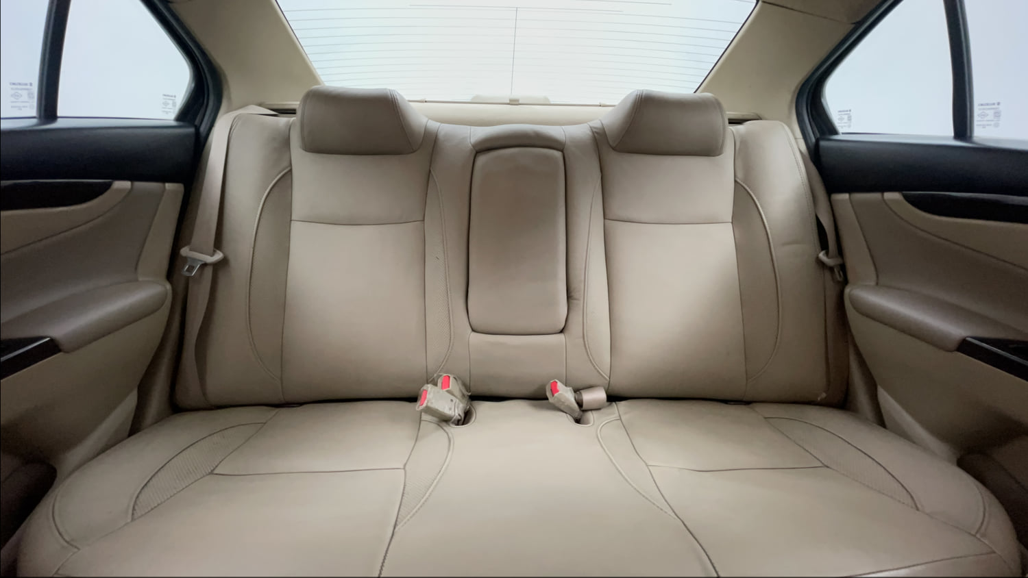 Used 2017 Maruti Suzuki Ciaz Alpha 1.4 MT Petrol Manual interior REAR SEAT CONDITION VIEW