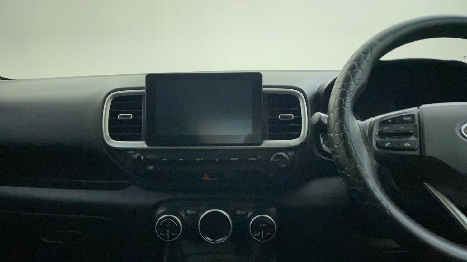 Used 2019 Hyundai Venue SX Plus 1.0 Turbo DCT Petrol Automatic interior MUSIC SYSTEM & AC CONTROL VIEW