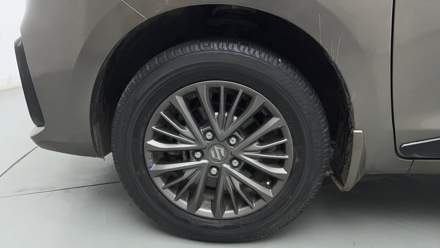 Used 2021 Maruti Suzuki New Ertiga ZXi Plus Petrol Manual tyres LEFT FRONT TYRE RIM VIEW