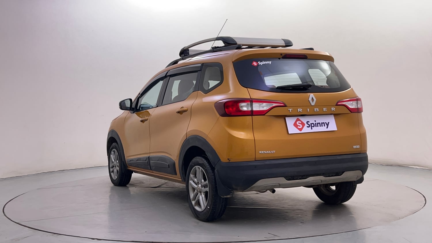 Used 2022 Renault Triber RXZ EASY-R AMT Petrol Automatic exterior LEFT REAR CORNER VIEW