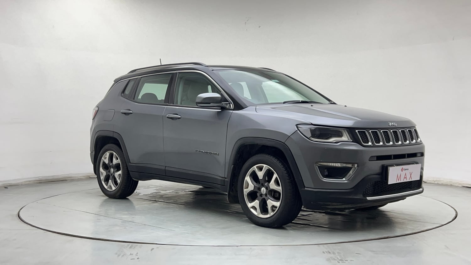 Used 2019 Jeep Compass Limited Plus Petrol AT Petrol Automatic exterior RIGHT FRONT CORNER VIEW