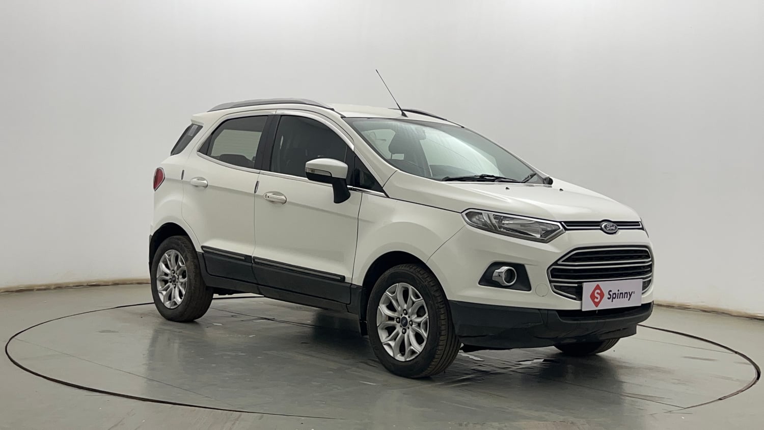 Used 2017 Ford EcoSport Titanium 1.5L TDCi Diesel Manual exterior RIGHT FRONT CORNER VIEW