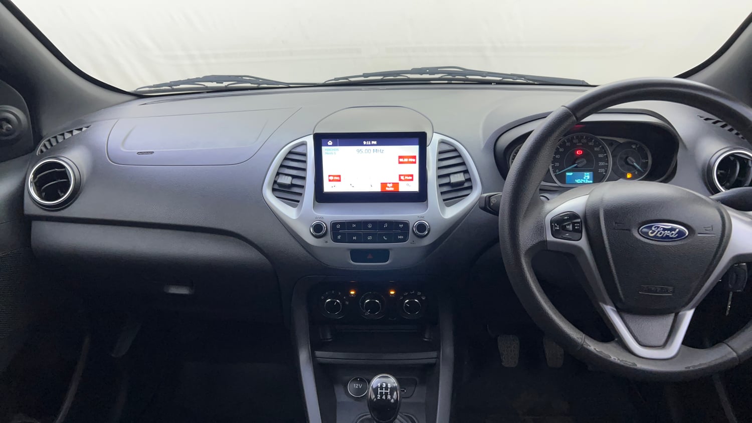 Used 2018 Ford Freestyle Trend 1.2 Ti-VCT Petrol Manual interior MUSIC SYSTEM & AC CONTROL VIEW