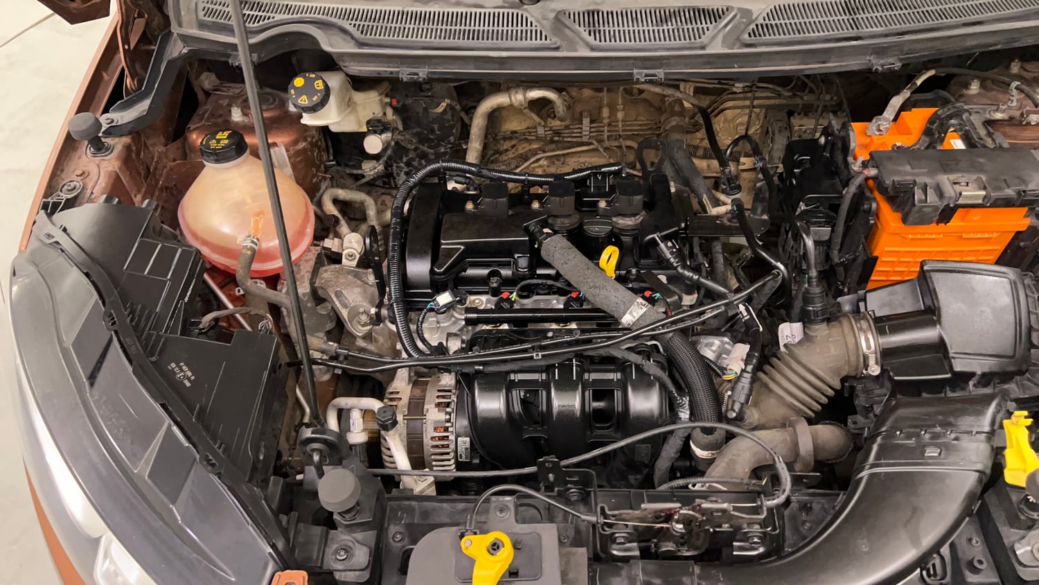 Used 2018 Ford EcoSport Titanium 1.5L Ti-VCT Petrol Manual engine ENGINE RIGHT SIDE VIEW