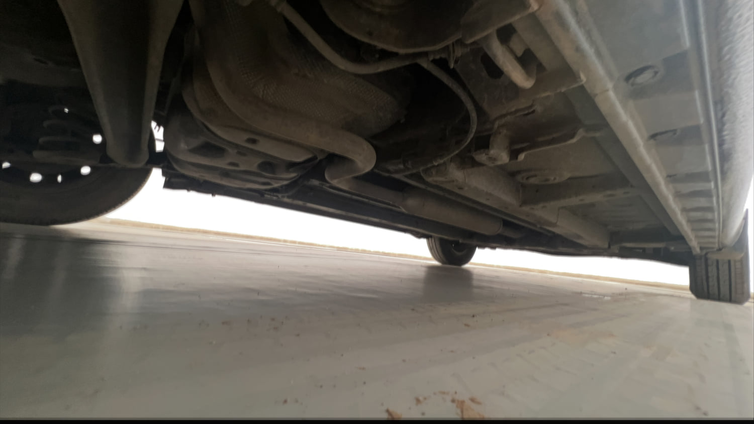 Used 2012 Maruti Suzuki Swift VXi Petrol Manual extra REAR RIGHT UNDERBODY VIEW
