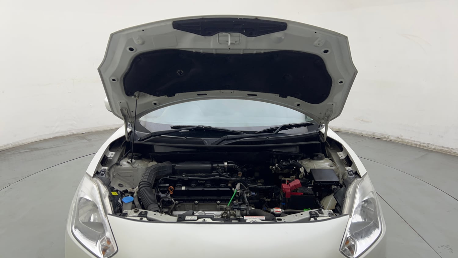 Used 2023 Maruti Suzuki Swift LXi Petrol Manual engine ENGINE & BONNET OPEN FRONT VIEW