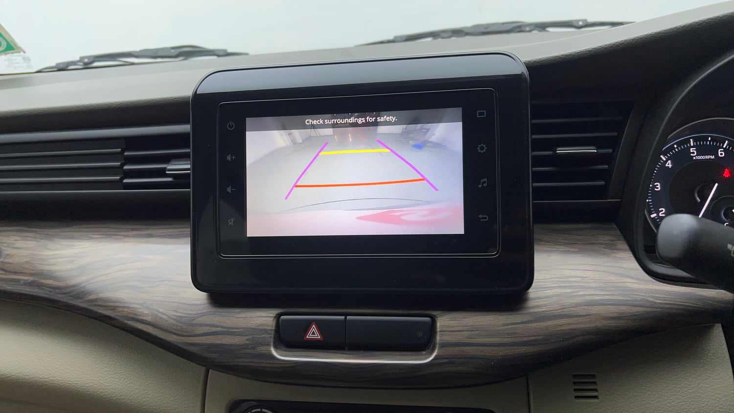 Used 2021 Maruti Suzuki New Ertiga ZXi Plus Petrol Manual top_features Rear camera