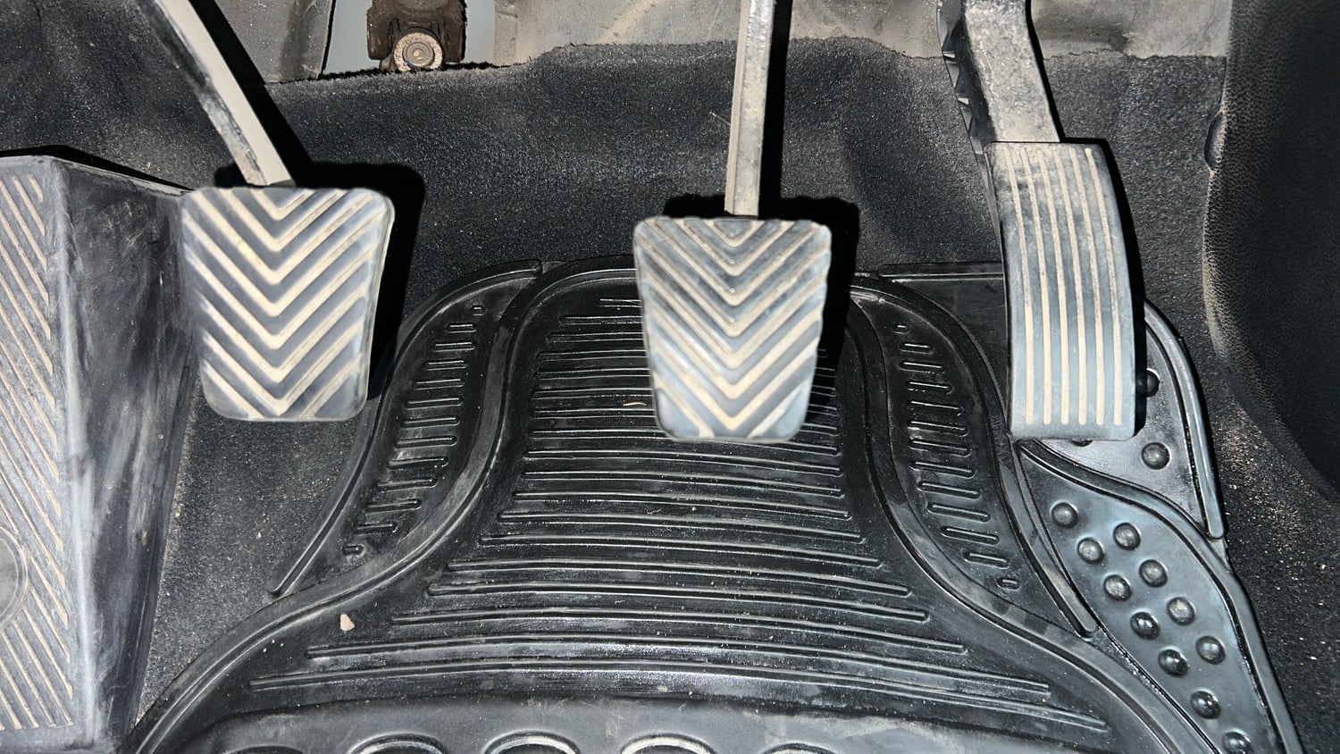 Used 2018 Hyundai Elite i20 Sportz 1.2 Petrol Manual interior PEDALS VIEW