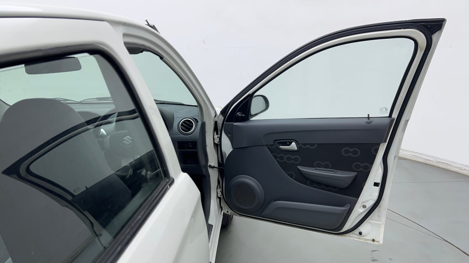 Used 2013 Maruti Suzuki Alto 800 Vxi Petrol Manual interior RIGHT FRONT DOOR OPEN VIEW