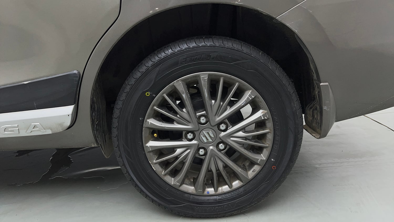Used 2021 Maruti Suzuki New Ertiga ZXi Plus Petrol Manual tyres LEFT REAR TYRE RIM VIEW
