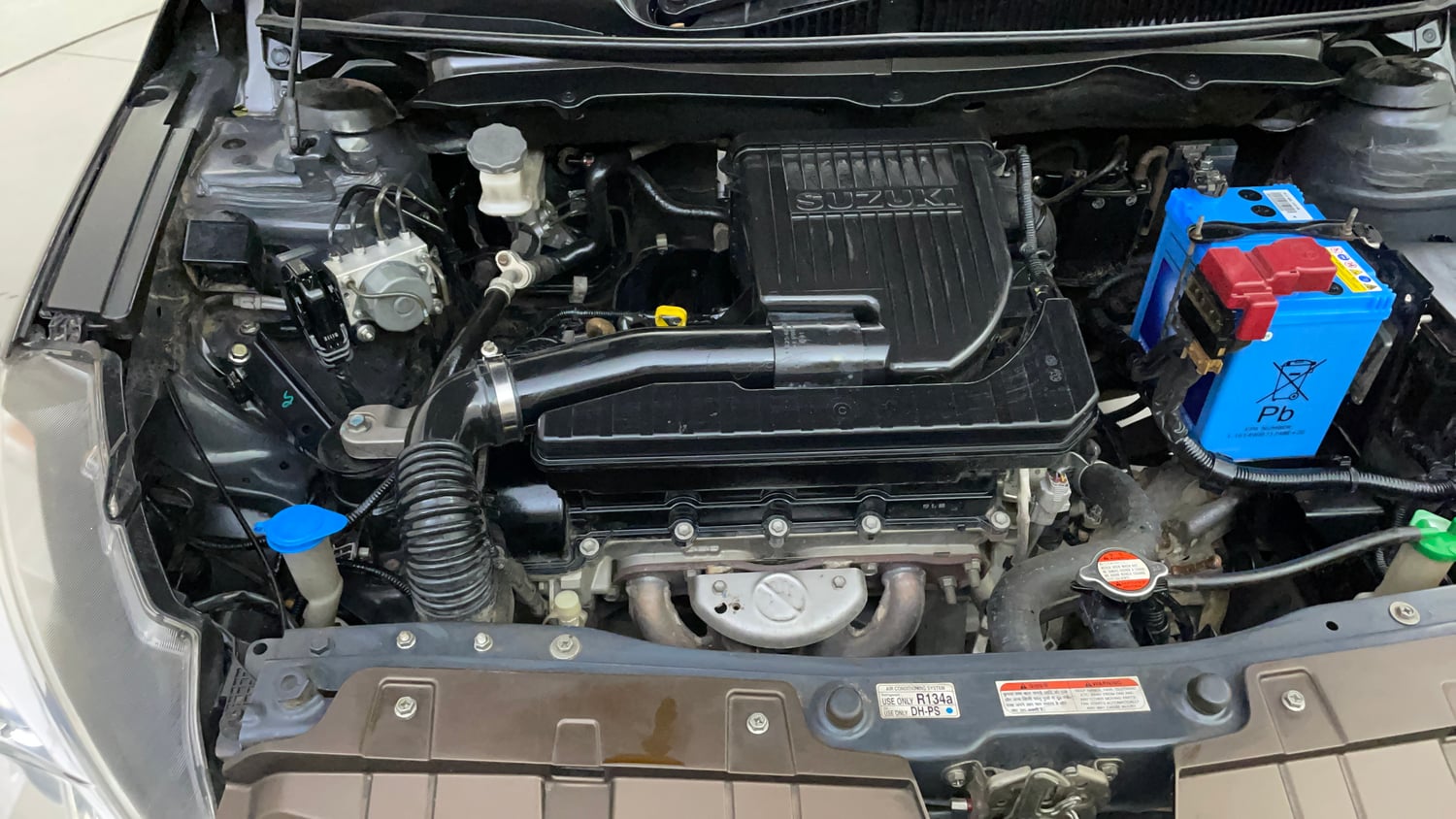 Used 2018 Maruti Suzuki Ciaz Zeta 1.4 AT Petrol Automatic engine ENGINE RIGHT SIDE VIEW