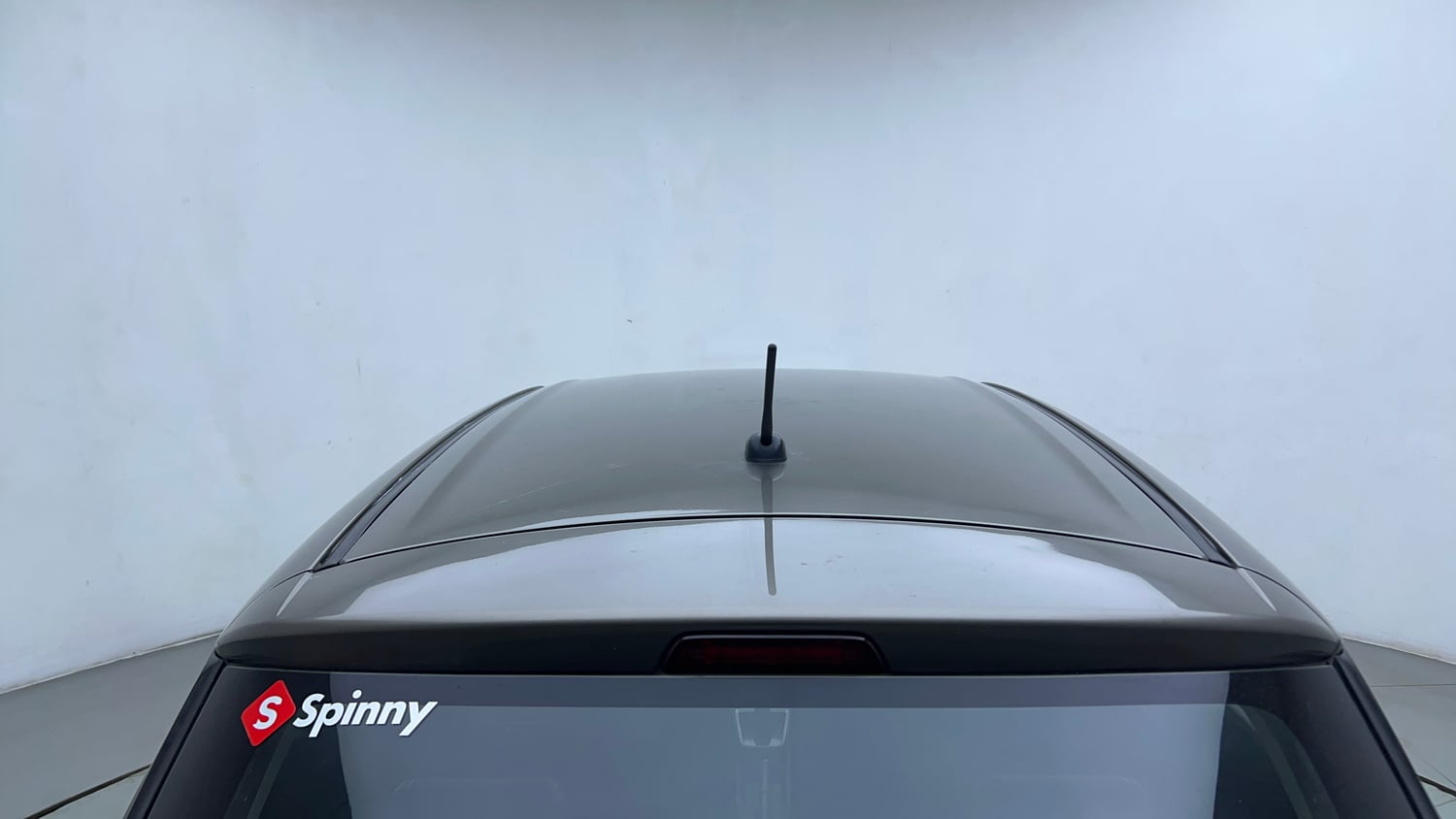 Used 2018 Maruti Suzuki Swift VXi AMT Petrol Automatic exterior EXTERIOR ROOF VIEW