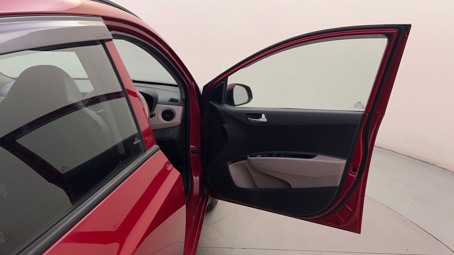 Used 2018 Hyundai Grand i10 Sportz 1.2 Kappa VTVT Petrol Manual interior RIGHT FRONT DOOR OPEN VIEW