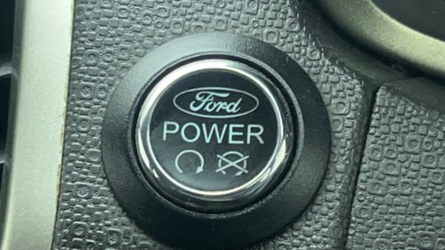 Used 2015 Ford EcoSport Titanium 1.5L Ti-VCT Petrol Manual top_features Keyless start