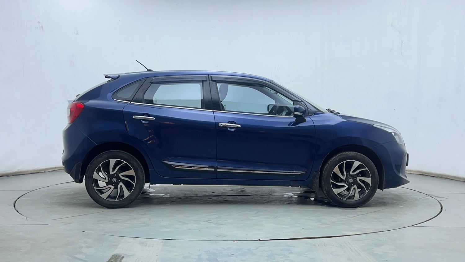 Used 2022 Maruti Suzuki Baleno Zeta Petrol Manual exterior RIGHT SIDE VIEW