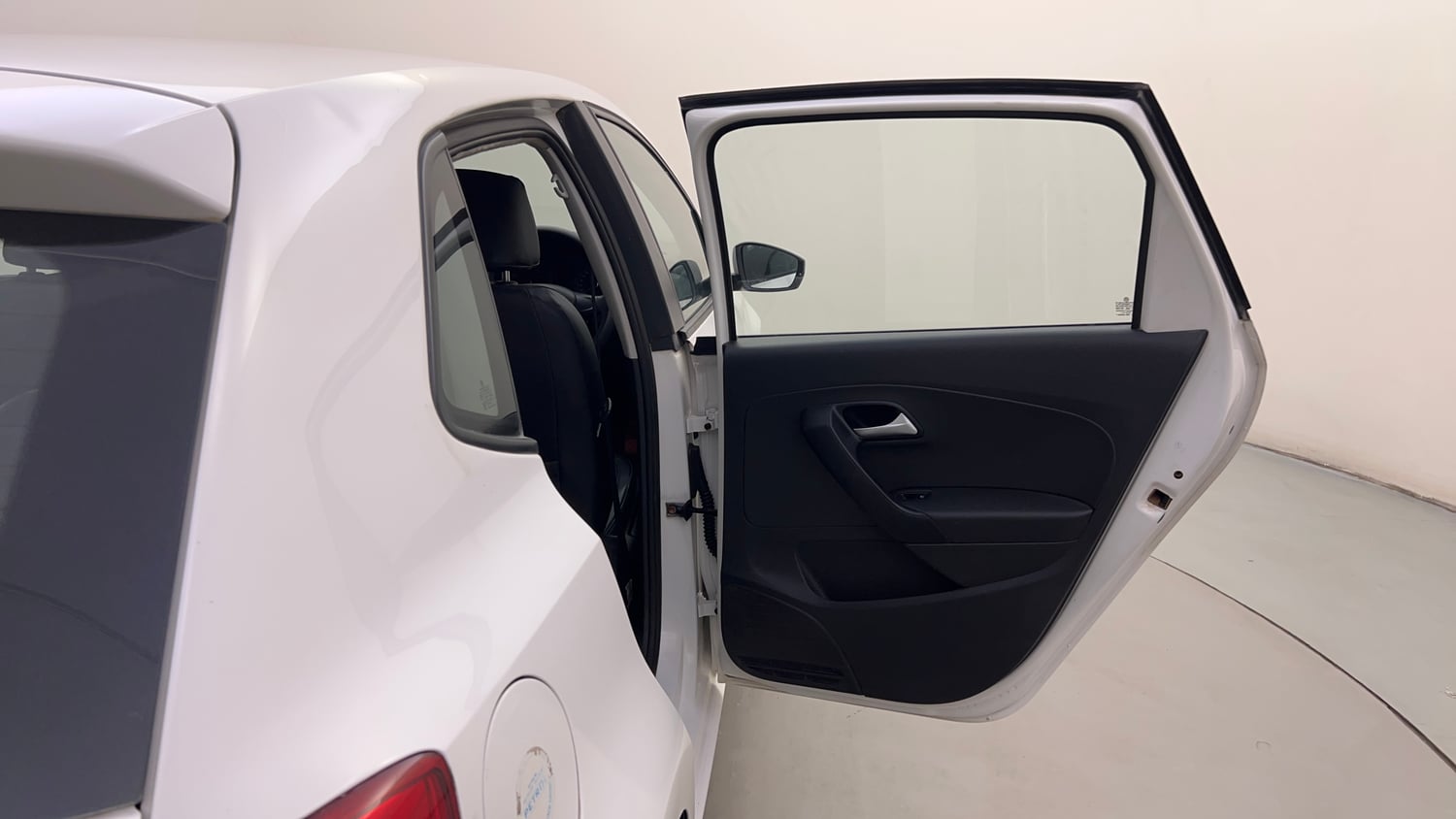 Used 2018 Volkswagen Polo Comfortline 1.0L (P) Petrol Manual interior RIGHT REAR DOOR OPEN VIEW