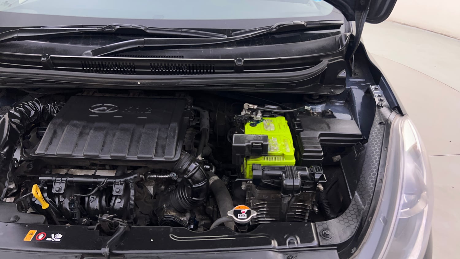 Used 2021 Hyundai Grand i10 Nios Sportz AMT 1.2 Kappa VTVT Petrol Automatic engine ENGINE LEFT SIDE HINGE & APRON VIEW