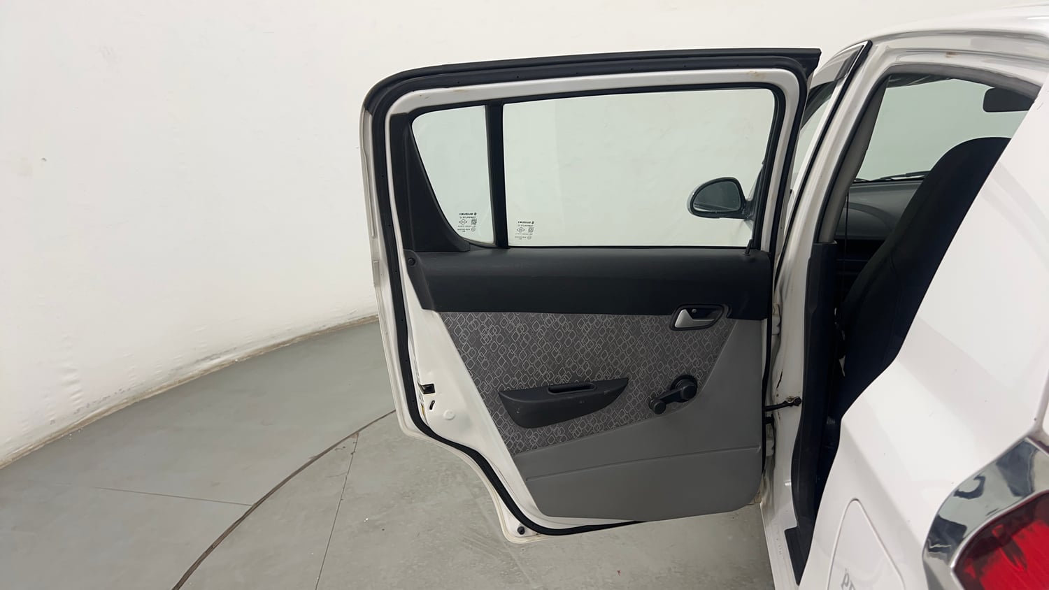 Used 2016 Maruti Suzuki Alto 800 VXi Petrol Manual interior LEFT REAR DOOR OPEN VIEW