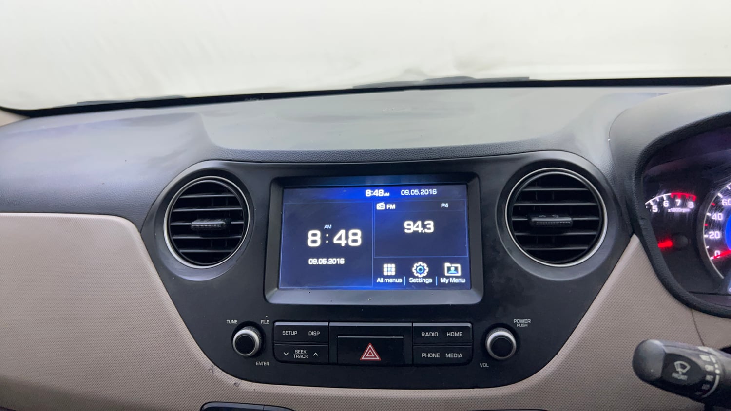 Used 2017 Hyundai Grand i10 Sportz (O) AT 1.2 Kappa VTVT Petrol Automatic top_features Touch screen infotainment system