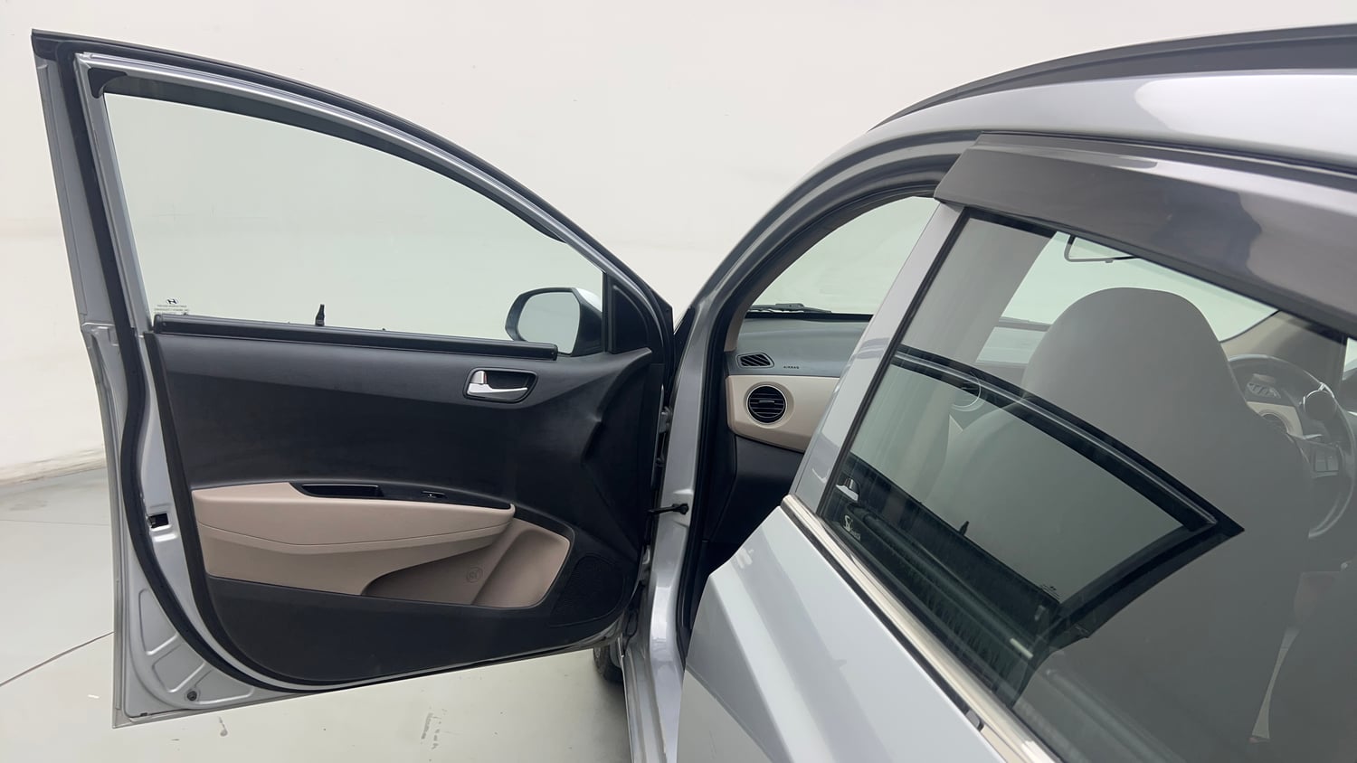 Used 2019 Hyundai Grand i10 Sportz 1.2 Kappa VTVT Petrol Manual interior LEFT FRONT DOOR OPEN VIEW