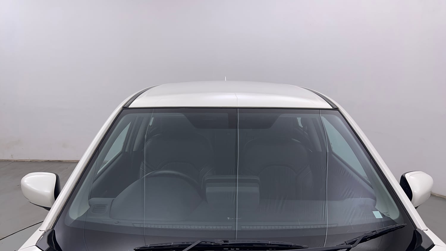 Used 2024 Maruti Suzuki Grand Vitara Delta CNG Cng Manual exterior FRONT WINDSHIELD VIEW