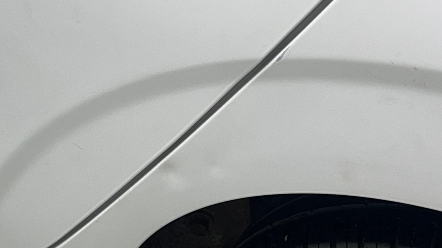 Used 2024 Hyundai Grand i10 Nios Era 1.2 Kappa Petrol Manual dents MINOR SCRATCH