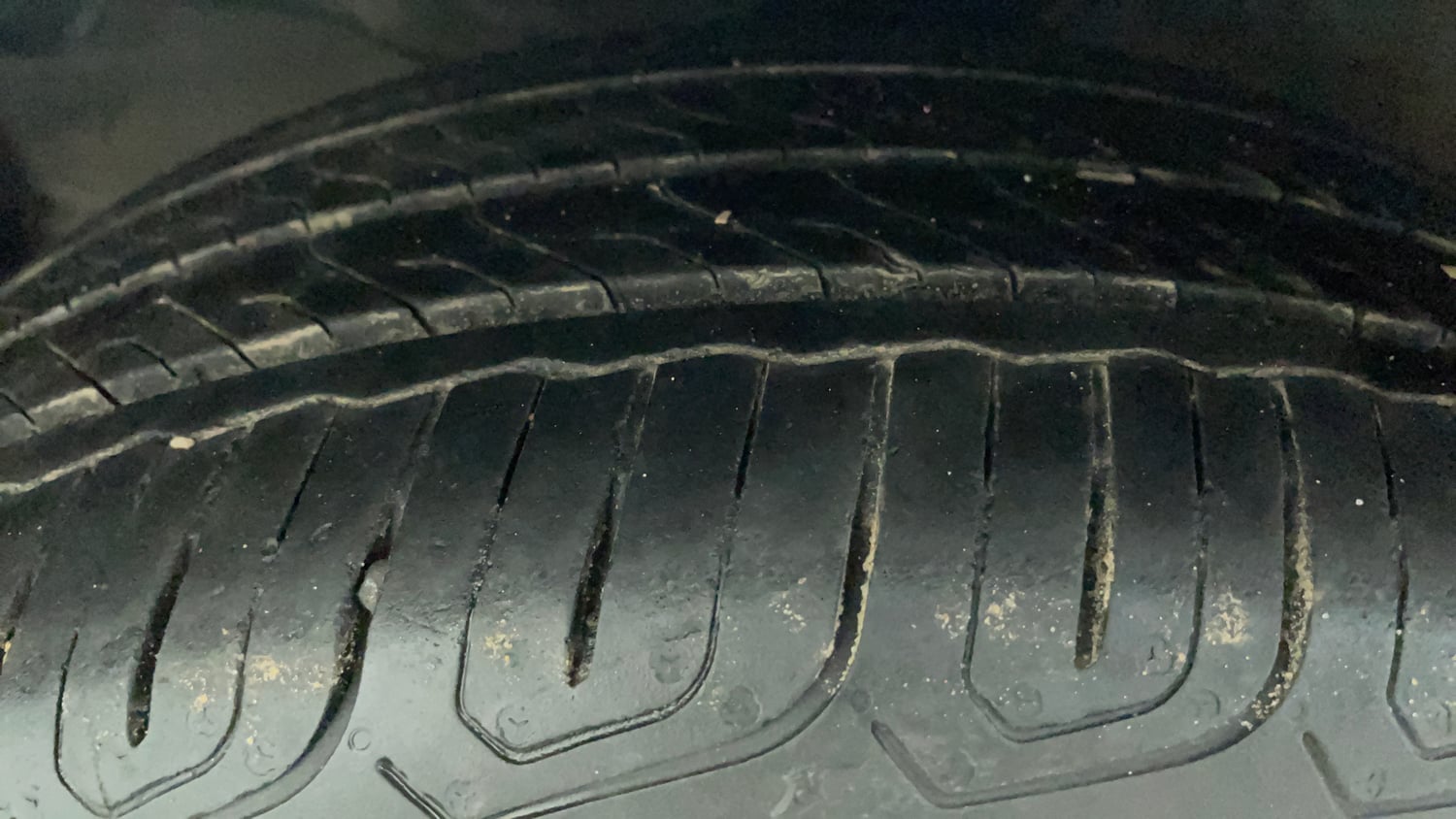 Used 2019 Honda City ZX Petrol Petrol Manual tyres LEFT FRONT TYRE TREAD VIEW