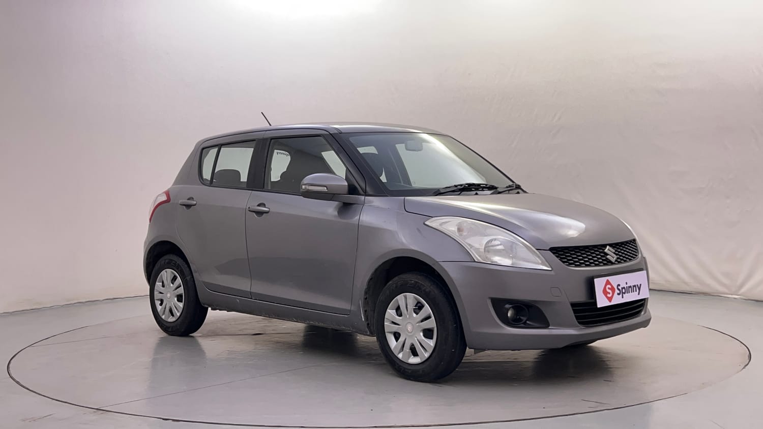 Used 2014 Maruti Suzuki Swift VXi Petrol Manual exterior RIGHT FRONT CORNER VIEW
