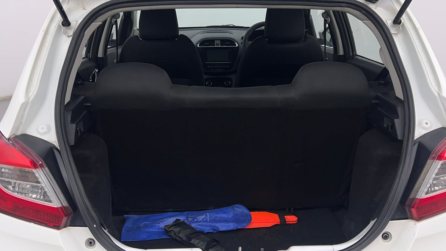 Used 2019 Tata Tiago Revotron XZ Plus Petrol Manual interior DICKY INSIDE VIEW