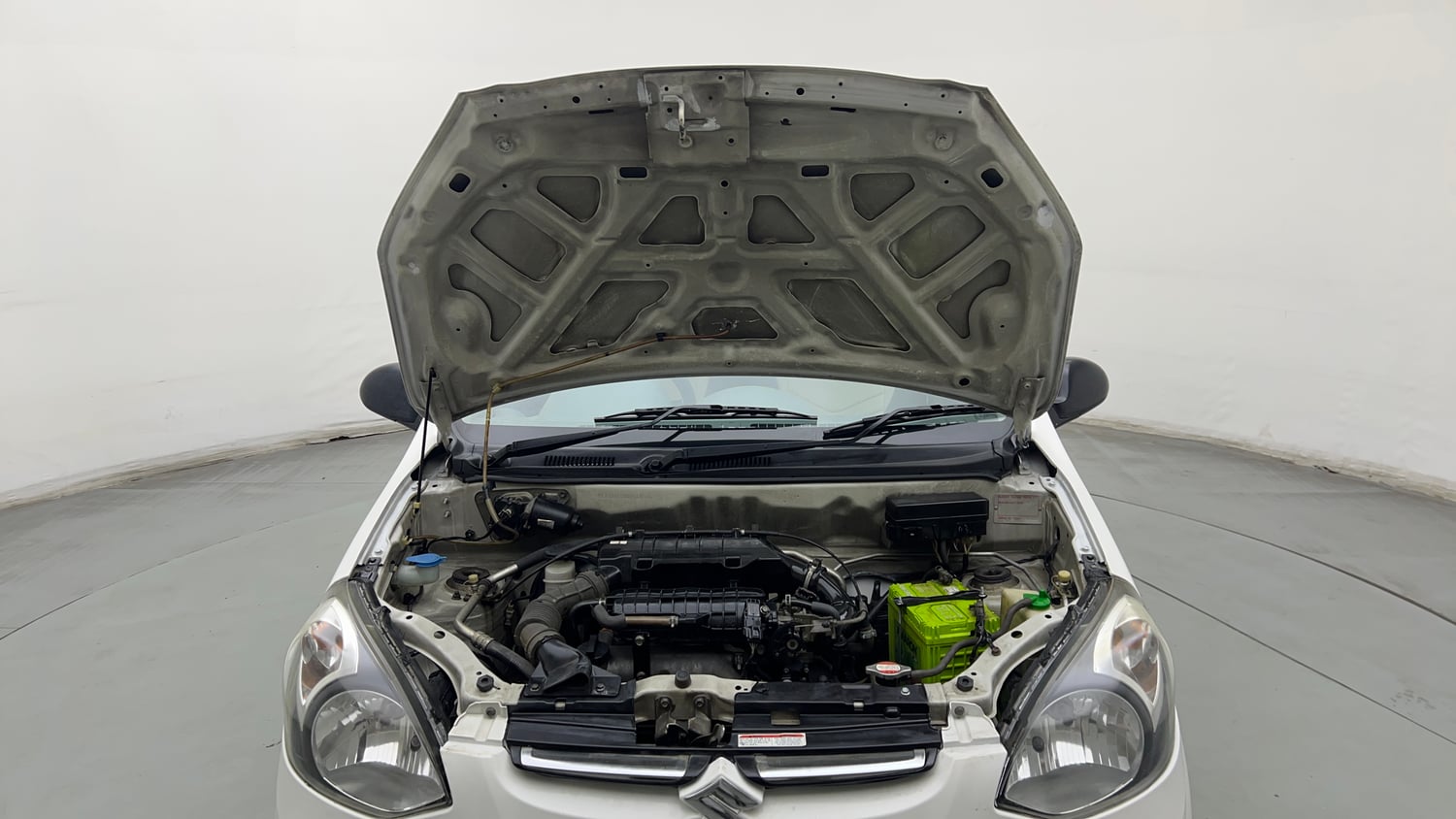 Used 2016 Maruti Suzuki Alto 800 Vxi Petrol Manual engine ENGINE & BONNET OPEN FRONT VIEW