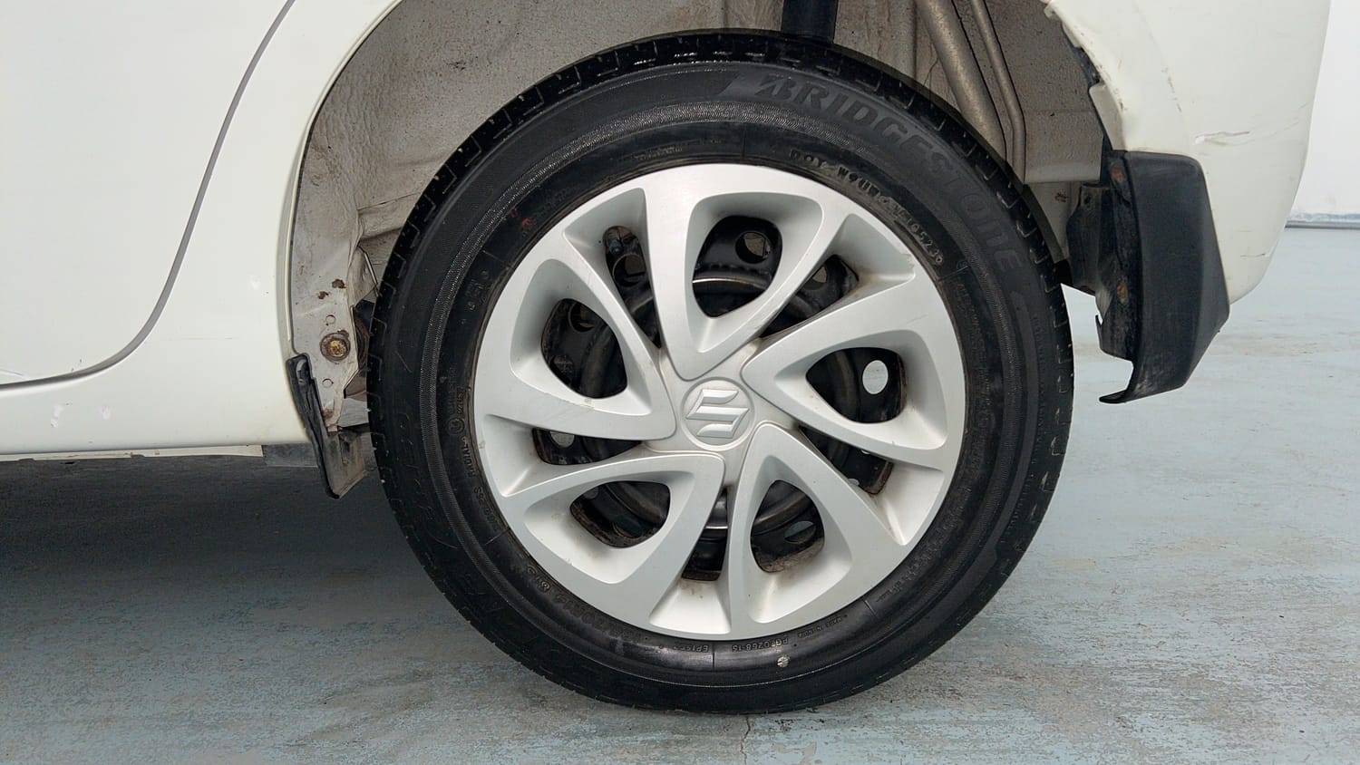 Used 2024 Maruti Suzuki Celerio ZXi Petrol Manual tyres LEFT REAR TYRE RIM VIEW