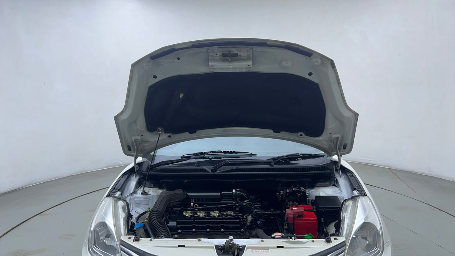 Used 2016 Maruti Suzuki Baleno Delta 1.2 Petrol Manual engine ENGINE & BONNET OPEN FRONT VIEW