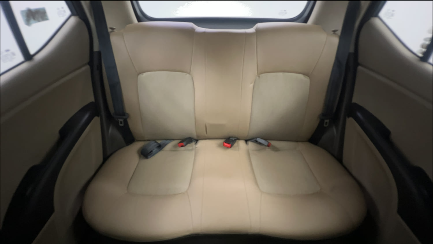 Used 2014 Hyundai i10 Sportz 1.1 iRDE2 Petrol Manual interior REAR SEAT CONDITION VIEW