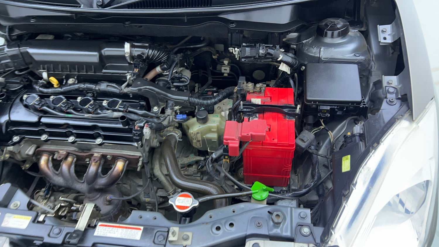 Used 2018 Maruti Suzuki Swift VXi AMT Petrol Automatic engine ENGINE LEFT SIDE VIEW