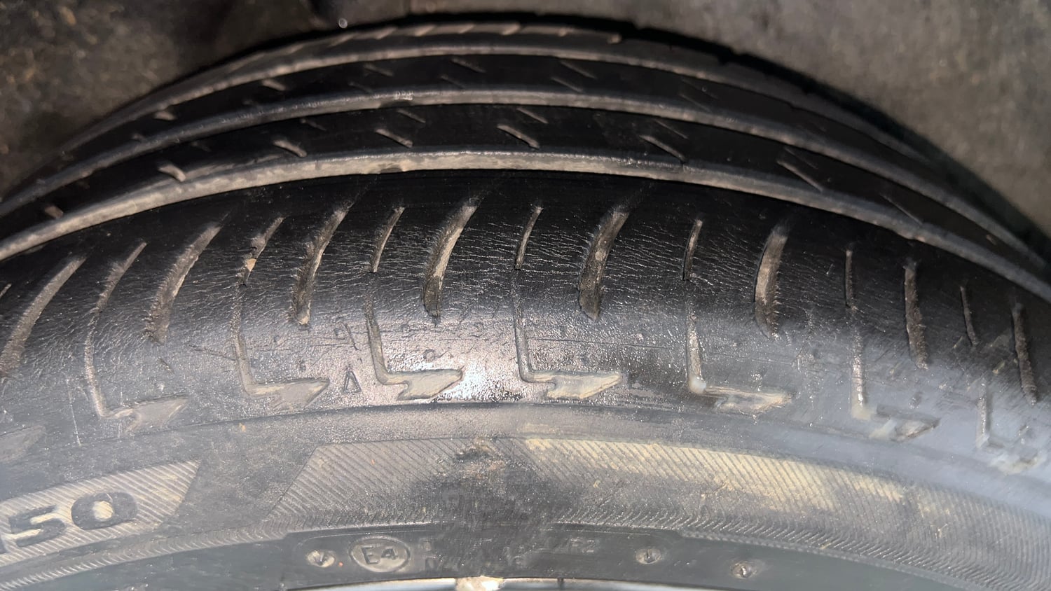 Used 2019 Ford EcoSport S Petrol Petrol Manual tyres RIGHT REAR TYRE TREAD VIEW
