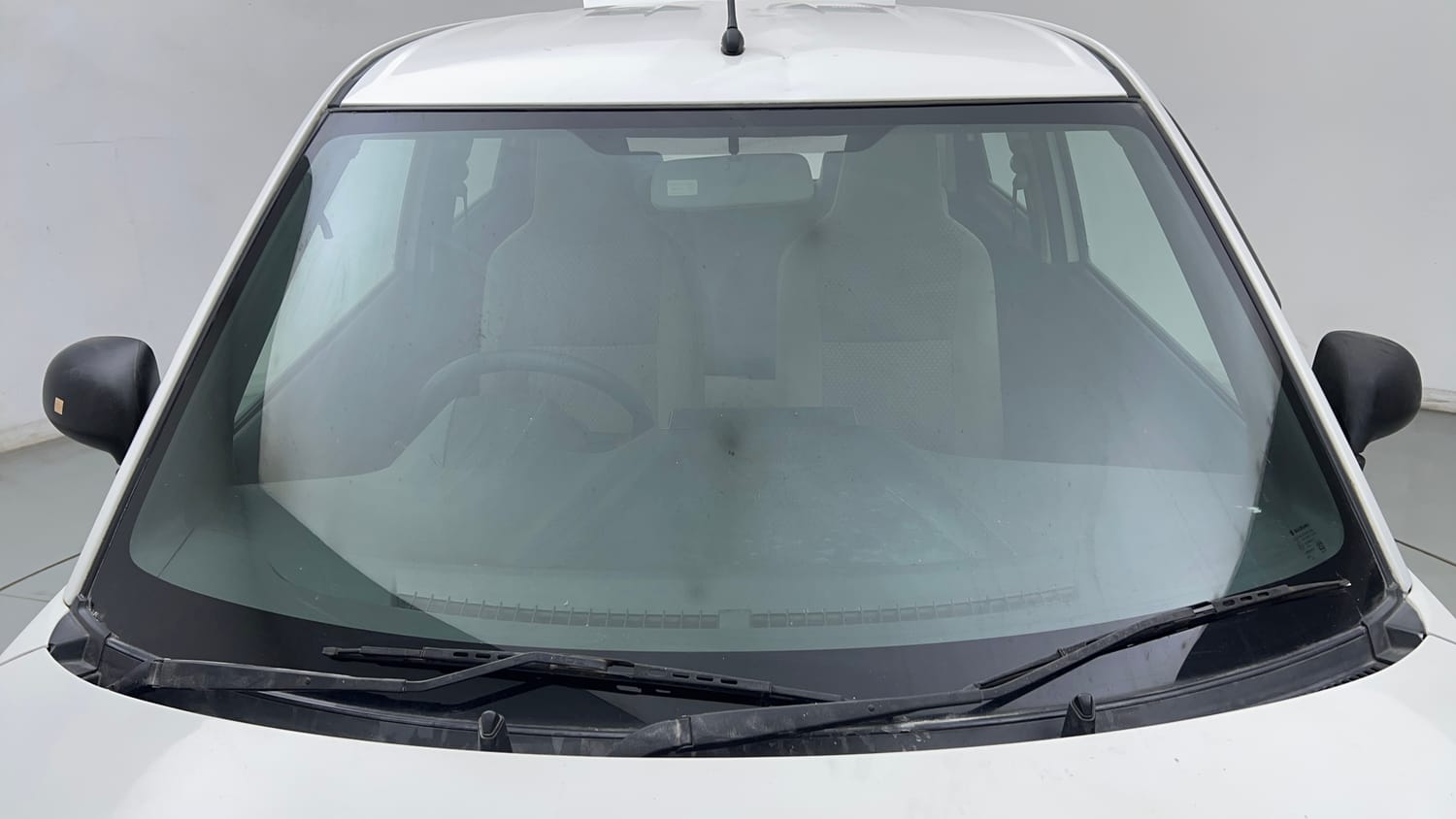 Used 2021 Maruti Suzuki Wagon R LXi (O) 1.0 CNG Cng Manual exterior FRONT WINDSHIELD VIEW
