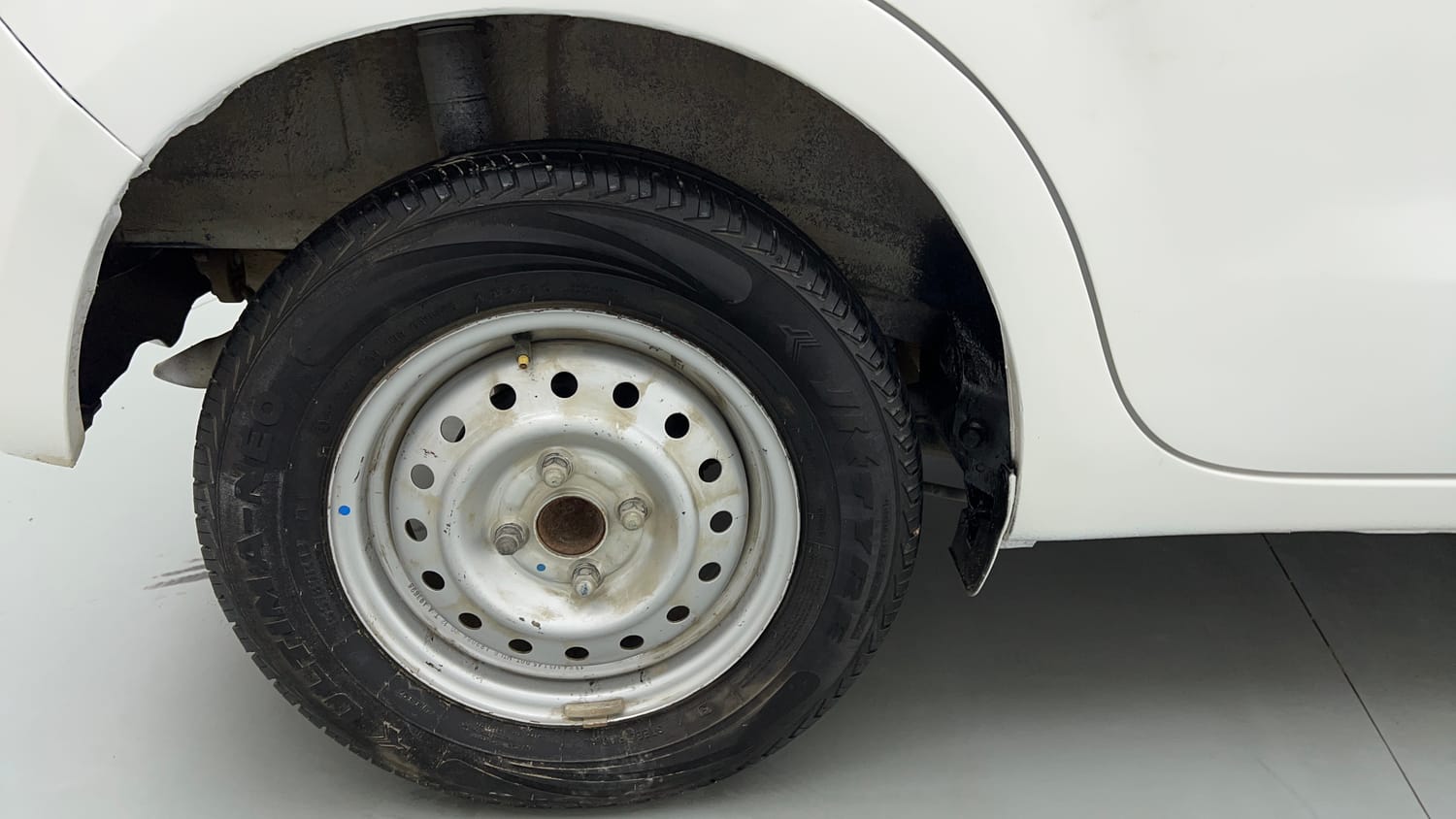 Used 2021 Maruti Suzuki Wagon R LXi (O) 1.0 CNG Cng Manual tyres RIGHT REAR TYRE RIM VIEW