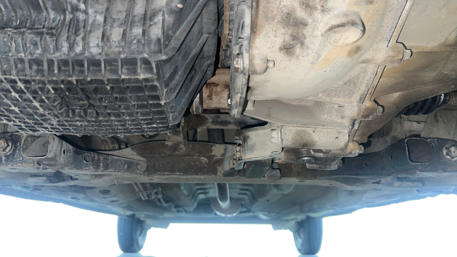 Used 2018 Datsun Redi-GO T (O) Petrol Manual extra FRONT LEFT UNDERBODY VIEW