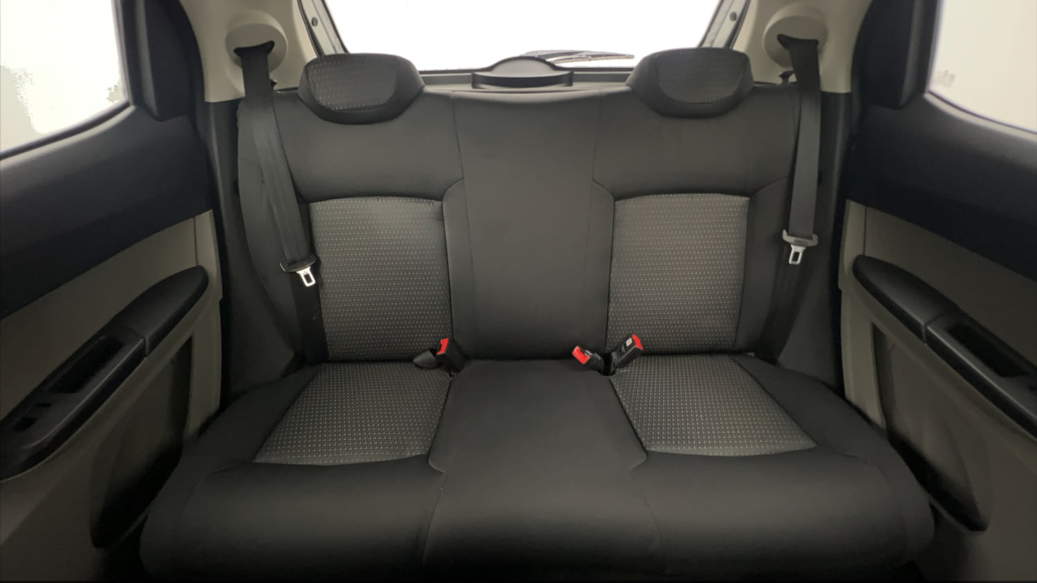 Used 2019 Tata Tiago Revotron XZ w/o Alloy Petrol Manual interior REAR SEAT CONDITION VIEW