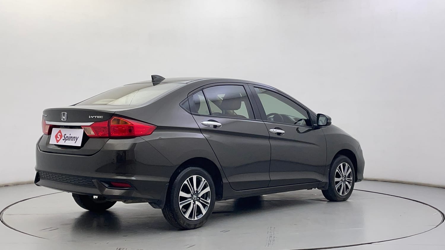 Used 2022 Honda City 4th Generation V Petrol Petrol Manual exterior RIGHT REAR CORNER VIEW